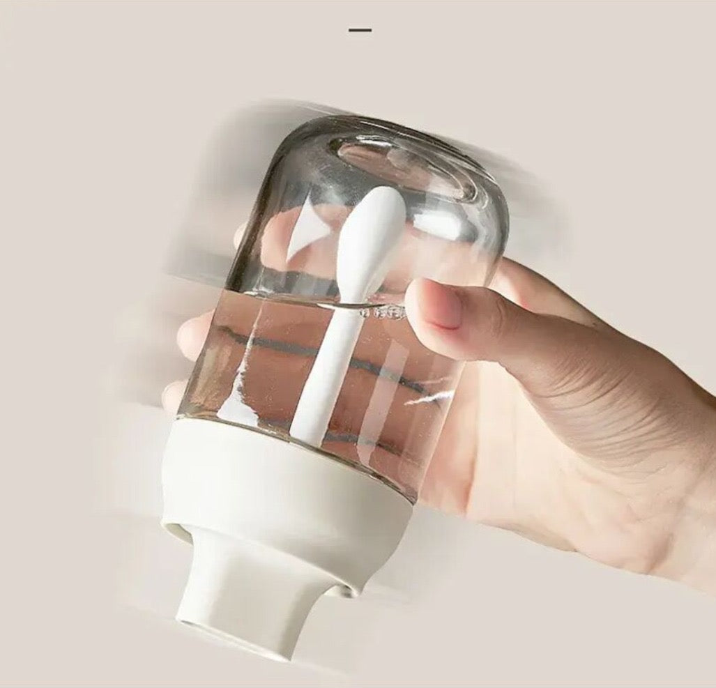 Transparent Spice Jar with Built-In Measuring Spoon